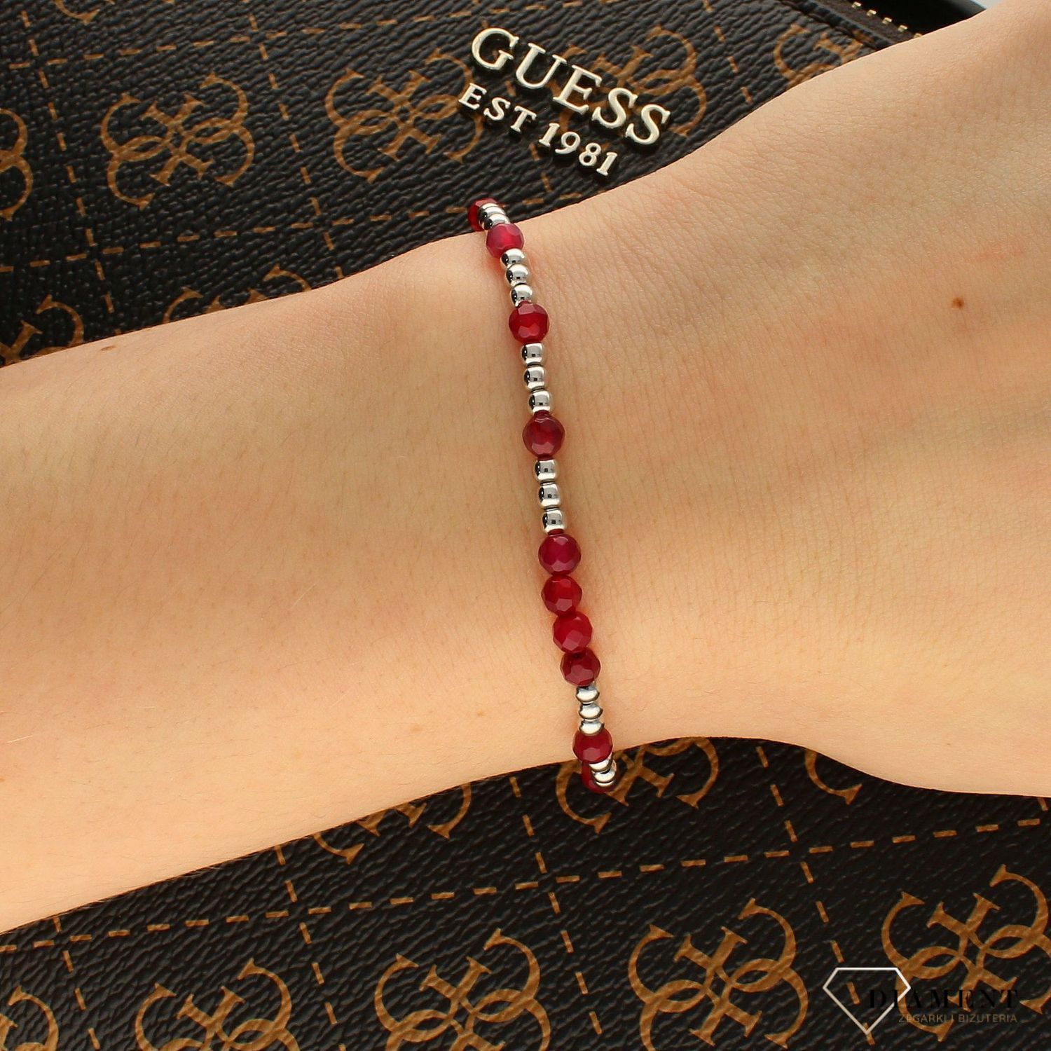 Srebrna bransoletka z czerwonymi fasetowanymi cyrkoniami i gładkimi kuleczkami DIA-BRA-APARTI14-925.jpg