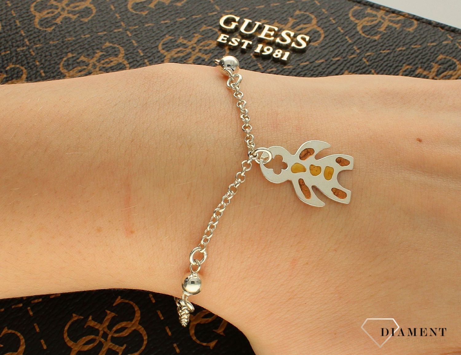 Srebrna bransoletka z zawieszką w kształcie chłopca DIA-BRA-APARTI38-925.jpg