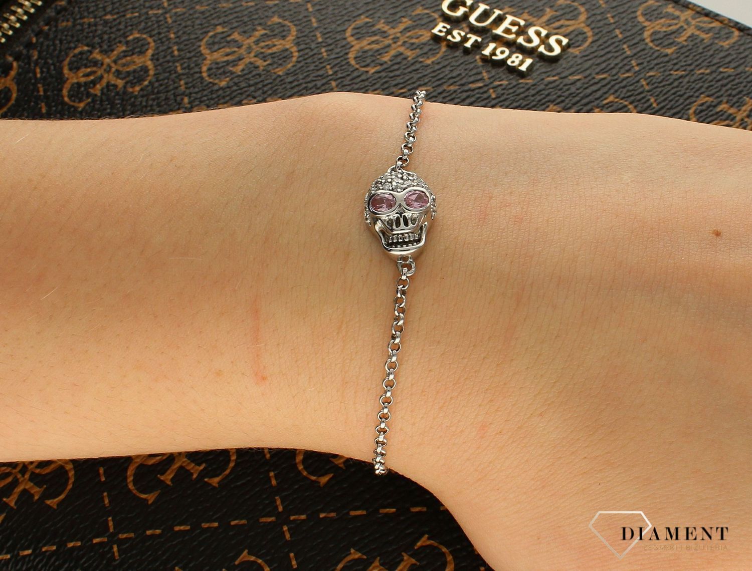 Srebrna bransoletka celebrytka Czaszka z różowymi oczami DIA-BRA-APARTI49-925.jpg
