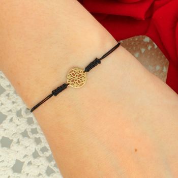 Bransoletka damska na czarnym sznurku z pozłacanym kółkiem 925 – minimalistyczna biżuteria (2).jpg