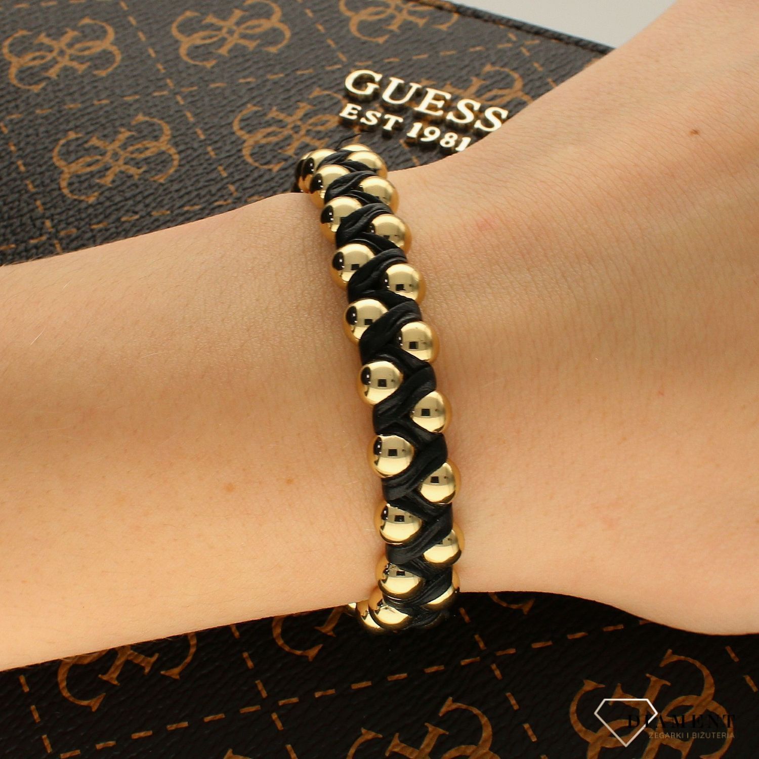 Bransoletka damska na rzemyku Karpiński kulki DIA-BRA-B13966AuCZARNA.  Damska bransoletka na rzemyku. Bransoletka z kulkami. Pięknie komponuje się z inną biżuterią (1).jpg