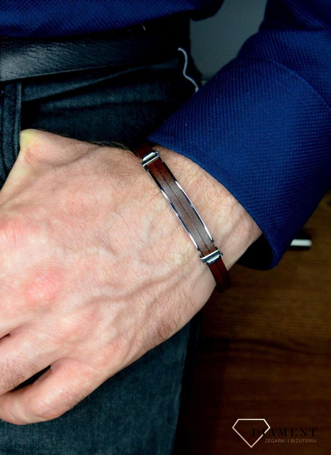 Bransoletka męska skórzana brązowa z blaszką DIA-BRA-BSPBA13632.jpg