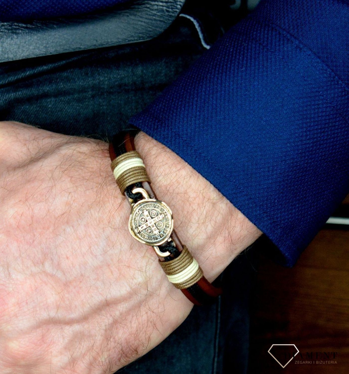 Bransoletka męska skórzana z zawieszką DIA-BRA-BSPBA14446.jpg