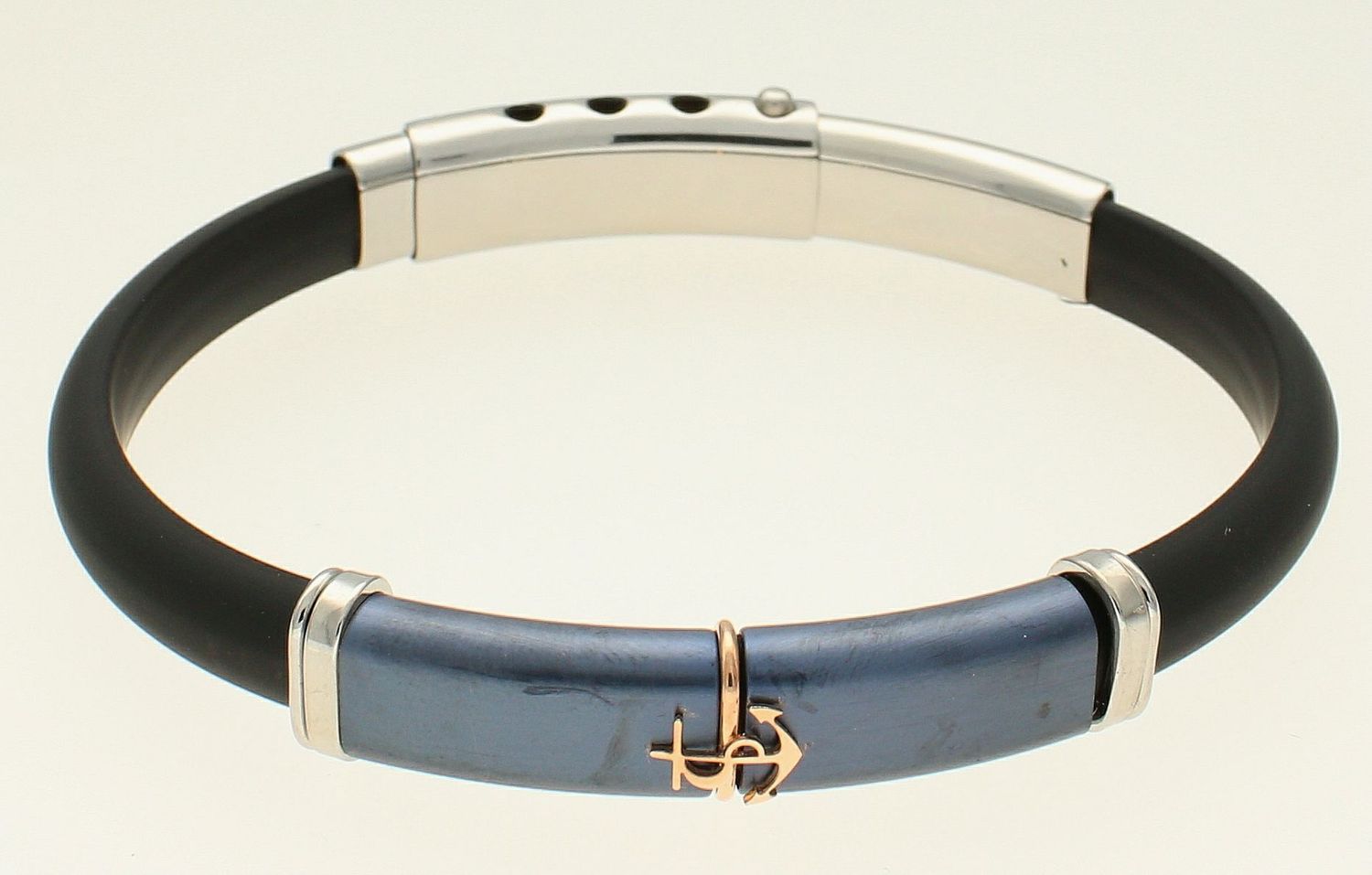 Bransoletka męska czarna z granatową wstawką ze stali DIA-BRA-BSPBA15527. Męska bransoletka silikonowa. Męska bransoletka z granatową blaszką. Bransoletka męska czarno-granatowa idealna na prezent.  (1).jpg