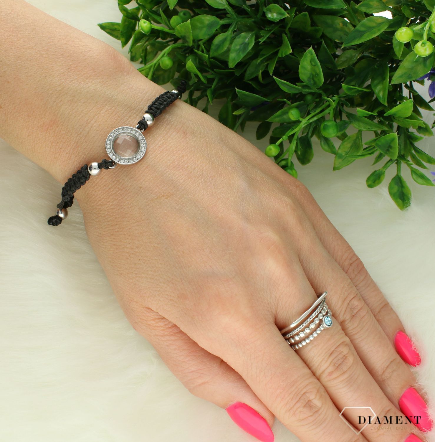 Srebrna bransoletka damska 925 na czarnym sznurku okrągła cyrkonia DIA-BRA-CYRKONIA-SZNUREK-925. Idealny pomysł na prezent dla każdej kobiety. Bransoletka na sznureczku będzie idealnym prezentem dla ukochanej kobiety1.jpg