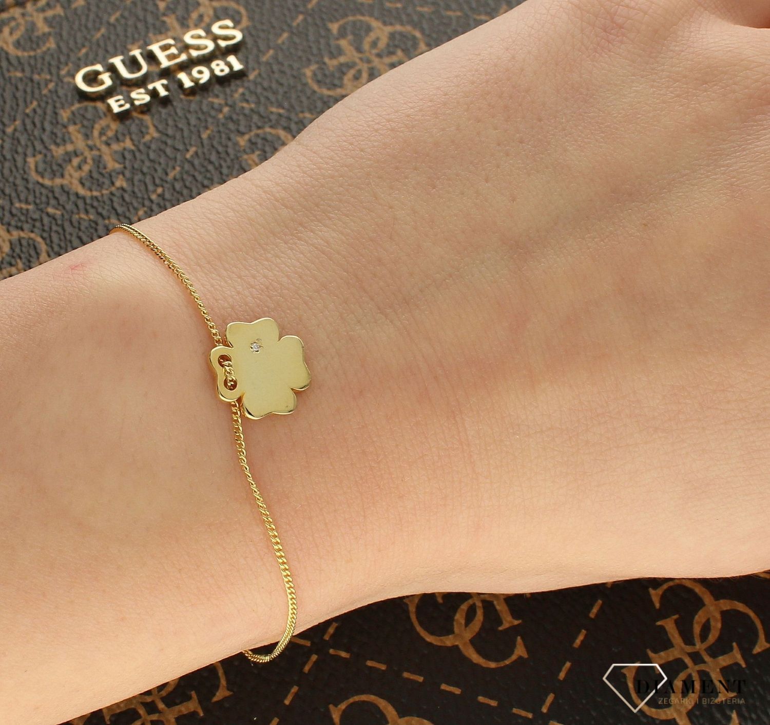 Srebrna bransoletka pozłacana koniczynka z brylantem DIA-BRA-DIAMENT4-925 (1).jpg