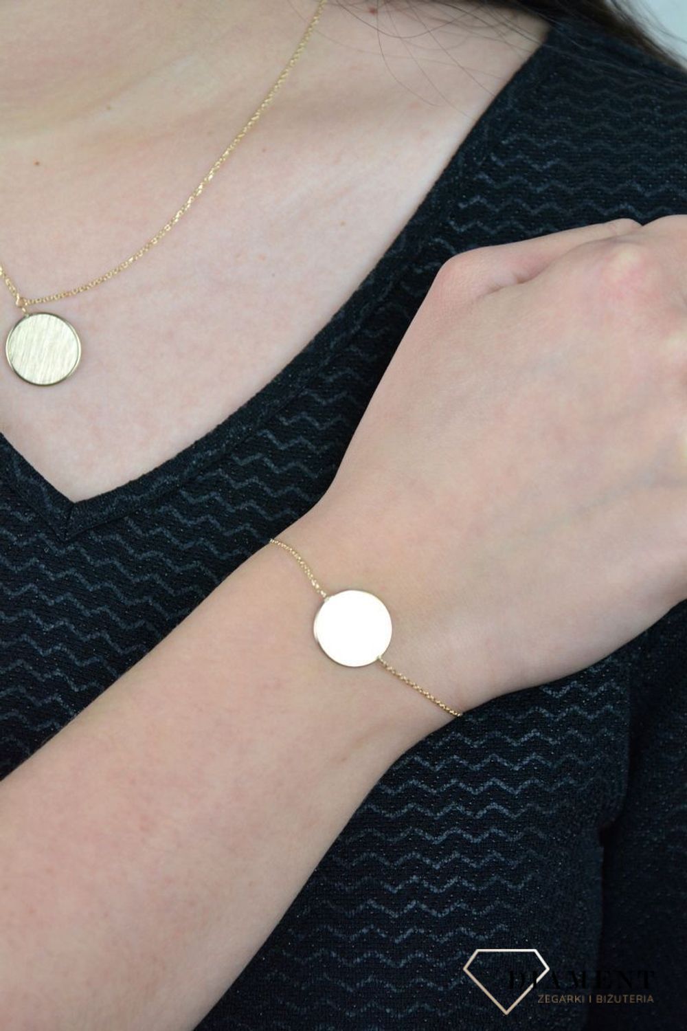 Złota bransoletka celebrytka z okrągłą zawieszką DIA-BRA-E263--585.jpg