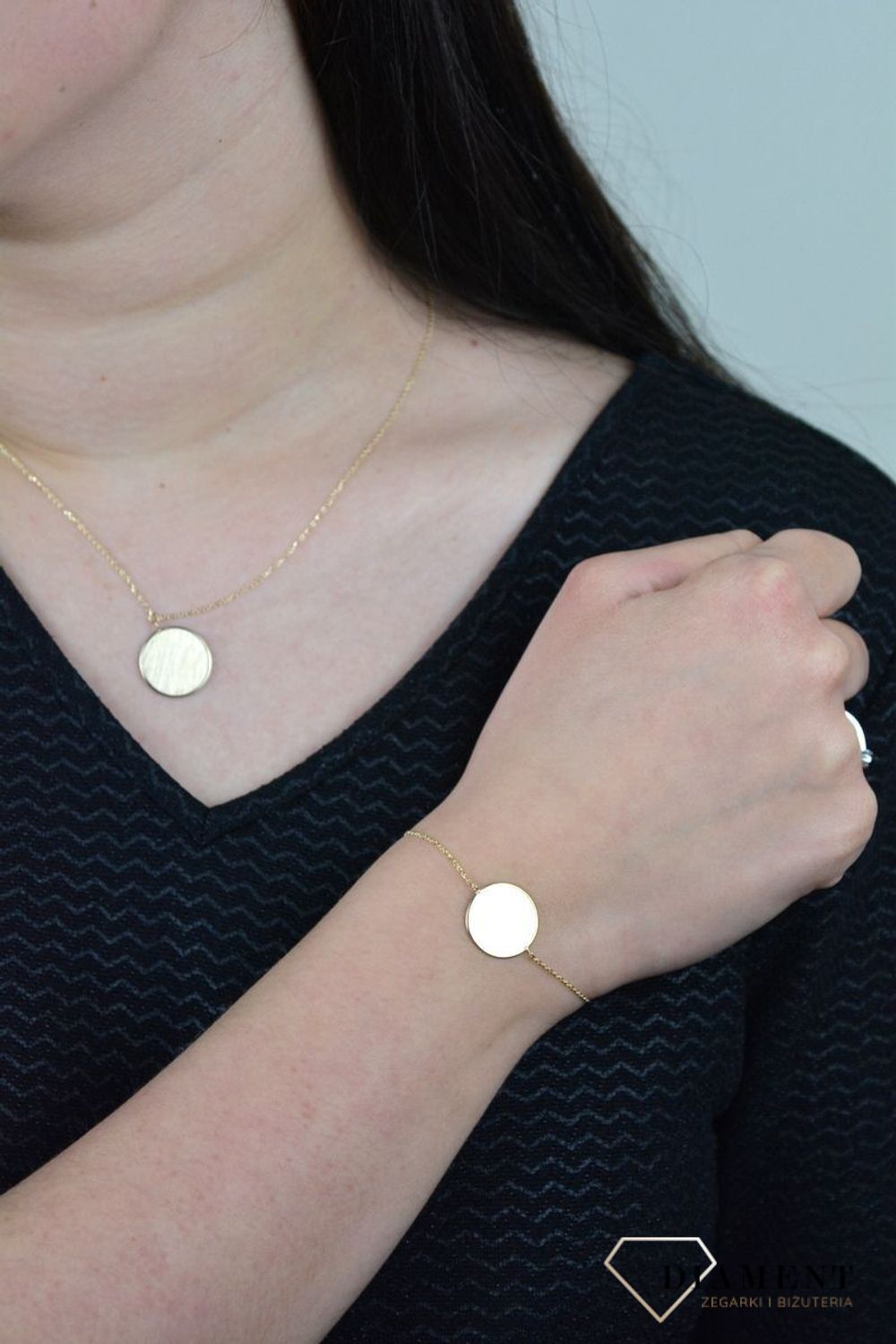 Złota bransoletka celebrytka z okrągłą zawieszką DIA-BRA-E263--585.jpg