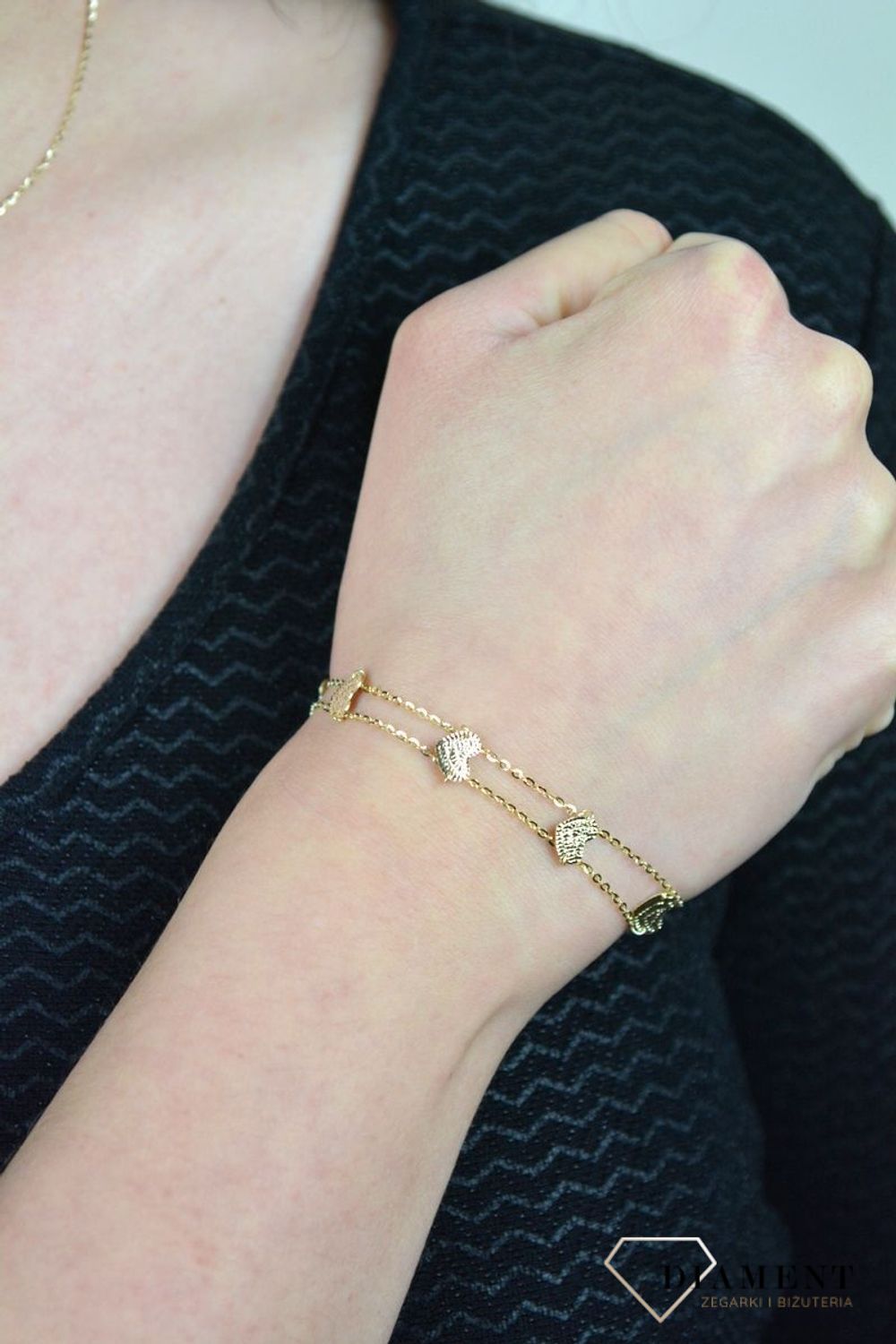 Złota bransoletka podwójny łańcuszek połączony sercami DIA-BRA-ENT40-585.jpg