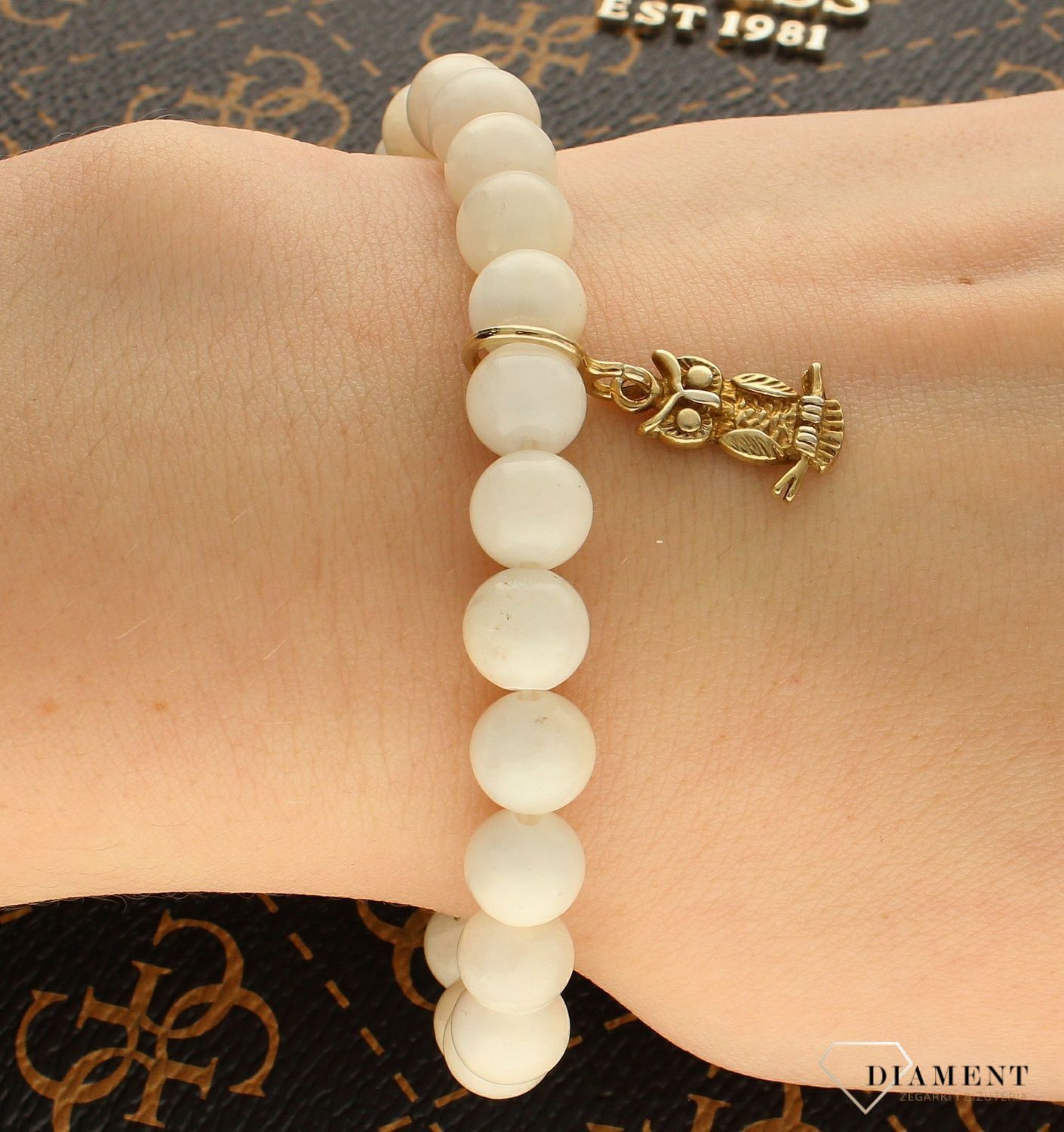 Bransoletka damska koraliki marmurek z zawieszką sowa DIA-BRA-MARMUREK-SOWA. Bransoletka damska z koralików. Bransoletka marmurek. Bransoletka z zawieszką pozłacaną. Bransole (2).jpg
