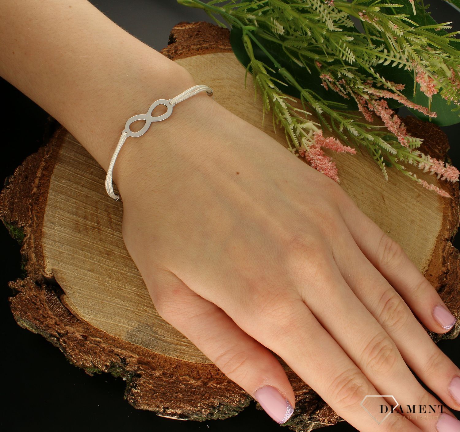 Bransoletka srebrna sznureczku nieskończoność DIA-BRA-NIESKONCZONOSC-SZNUREK92. Pomysł na prezent. Bransoletka na sznurku. Biżuteria ze znakiem nieskończoności.jpg