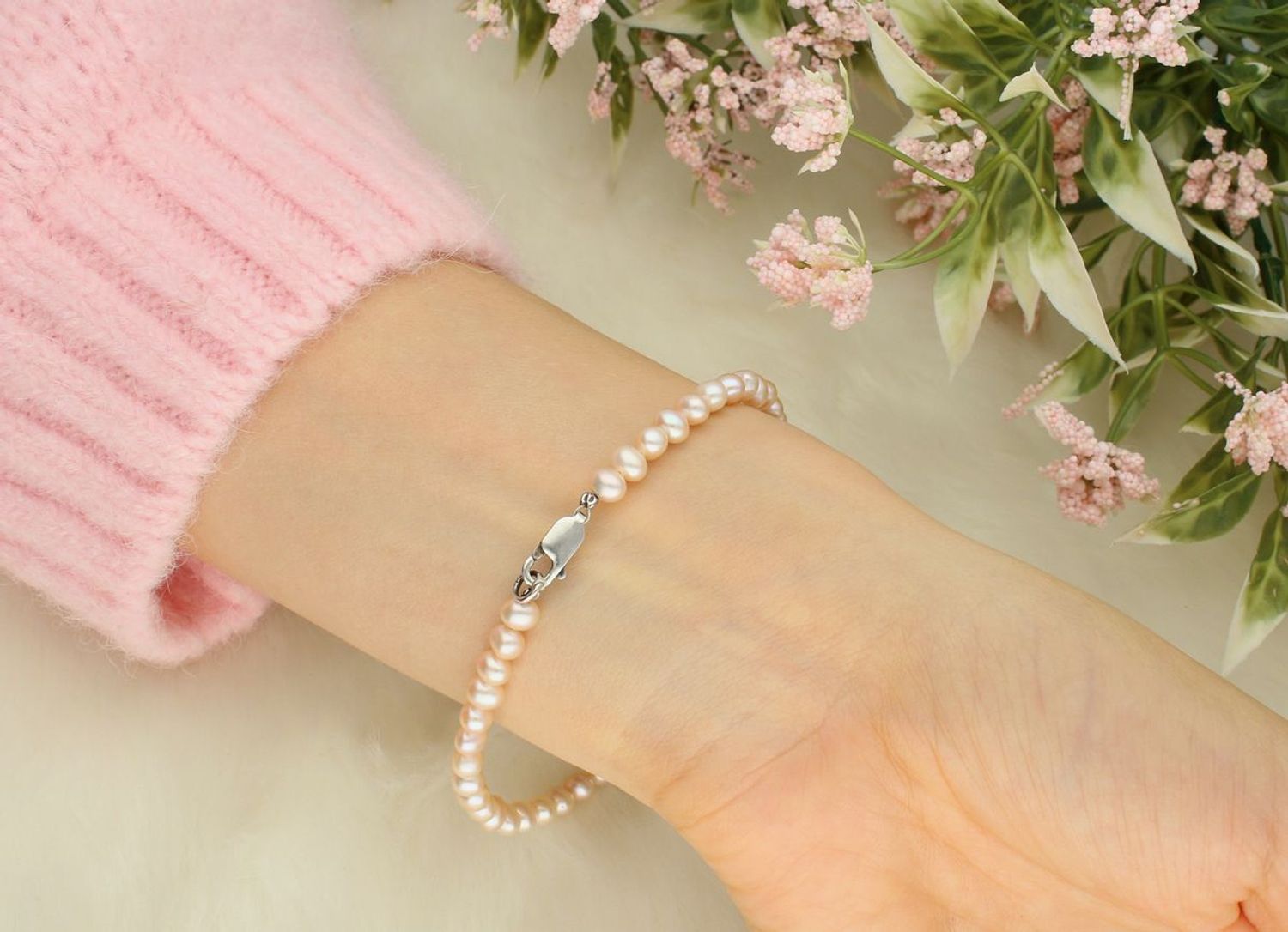 Bransoletka z łososiowych pereł 4 mm – srebro 925  Delikatna i elegancka  DIA-BRA-PEREŁY-NATURALNE-2-925 (1).jpg