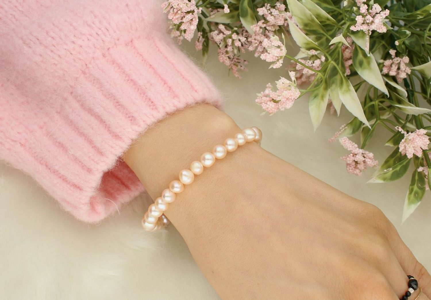 Bransoletka z łososiowych pereł 6 mm – srebro 925, elegancja na każdą okazję  DIA-BRA-PERŁY-NATURALNE-20-925 (2).jpg