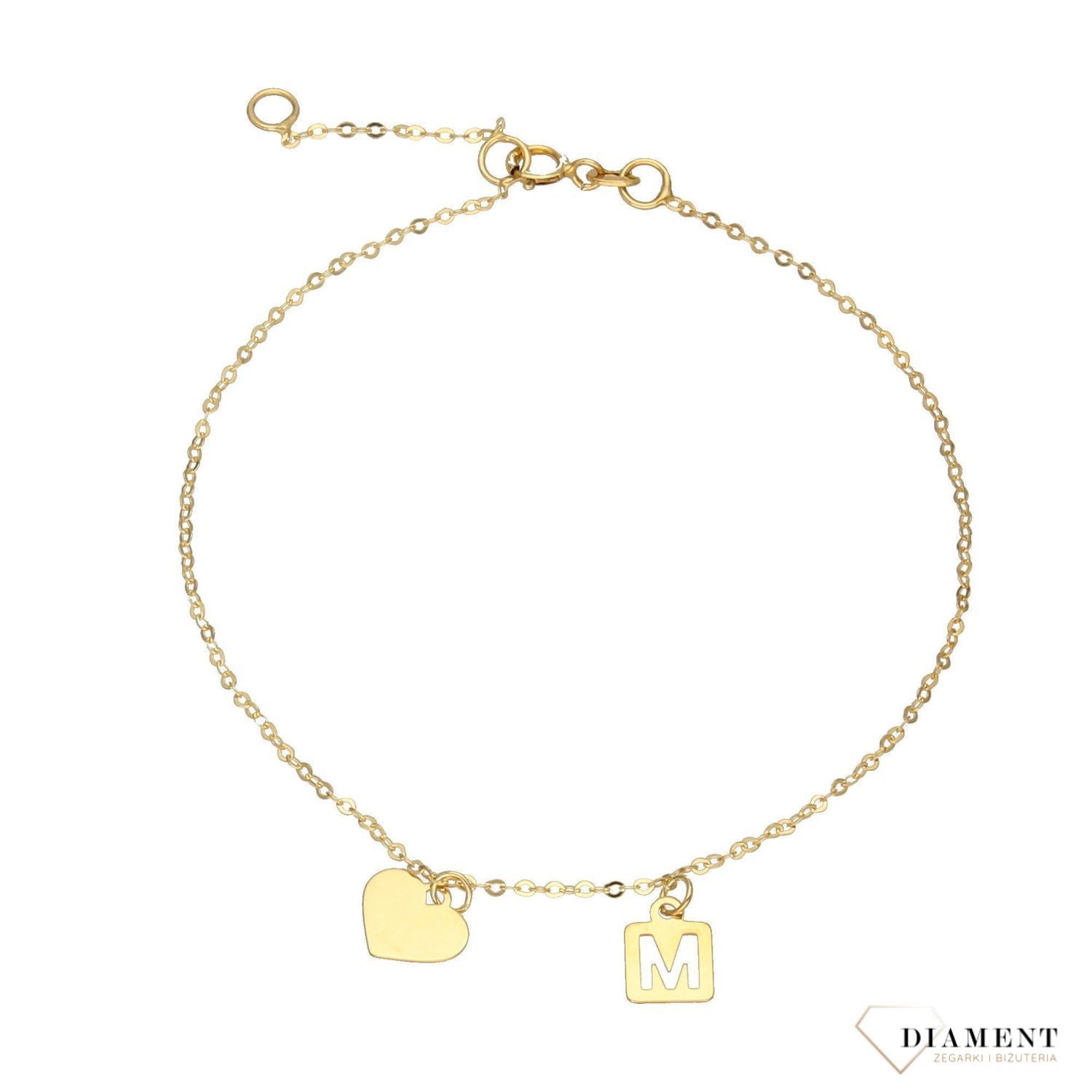Subtelna, złota bransoletka celebrytka wykonana z ażurowego łańcuszka i elementów ozdobnych w formie serduszka i małej blaszki z literką M..jpg