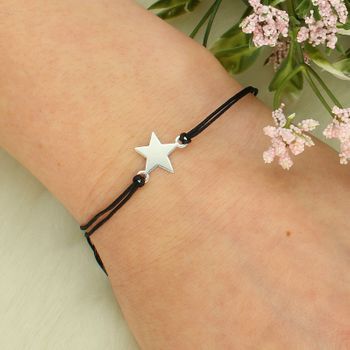 Bransoletka sznurkowa czarna ze srebrną gwiazdką – minimalistyczna bransoletka damska.jpg
