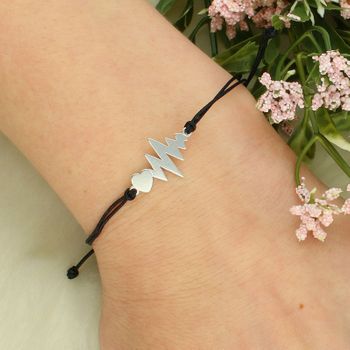 Bransoletka sznurkowa czarna ze srebrnym sercem i pulsem – regulowana, minimalistyczna black.jpg