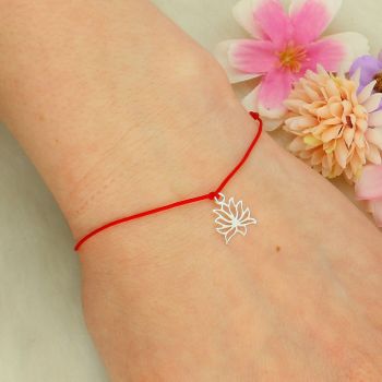 Bransoletka czerwony sznurek z kwiatem lotosu – srebrna zawieszka Ag.jpg