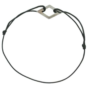 Delikatna bransoletka damska na czarnym sznurku z elementem srebrnym próby 925 w kształcie rombu. Lekka, elegancka, idealna na co dzień i na prezent.1.jpg