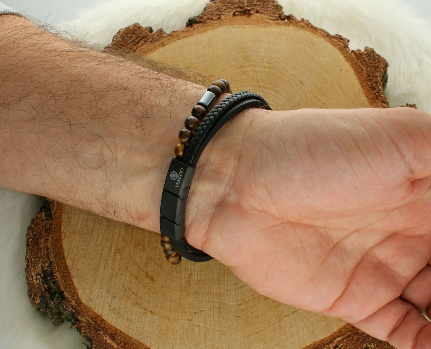 Męska bransoletka skórzana z kocim oczkiem i stalowymi elementami DIA-BRA-S8734254-STAL. Długość 21,5–22,5 cm. Stylowy i elegancki 1.jpg