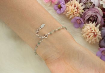Srebrna bransoletka 925 z naturalnymi szmaragdami – model DIA-BRA-SZMARAGDY-925. Elegancka, lekka i pełna klasy. Długość 16 + 3 cm, waga 2,30 g. Doskonała na prezent lub specjalną okazję.3.jpg