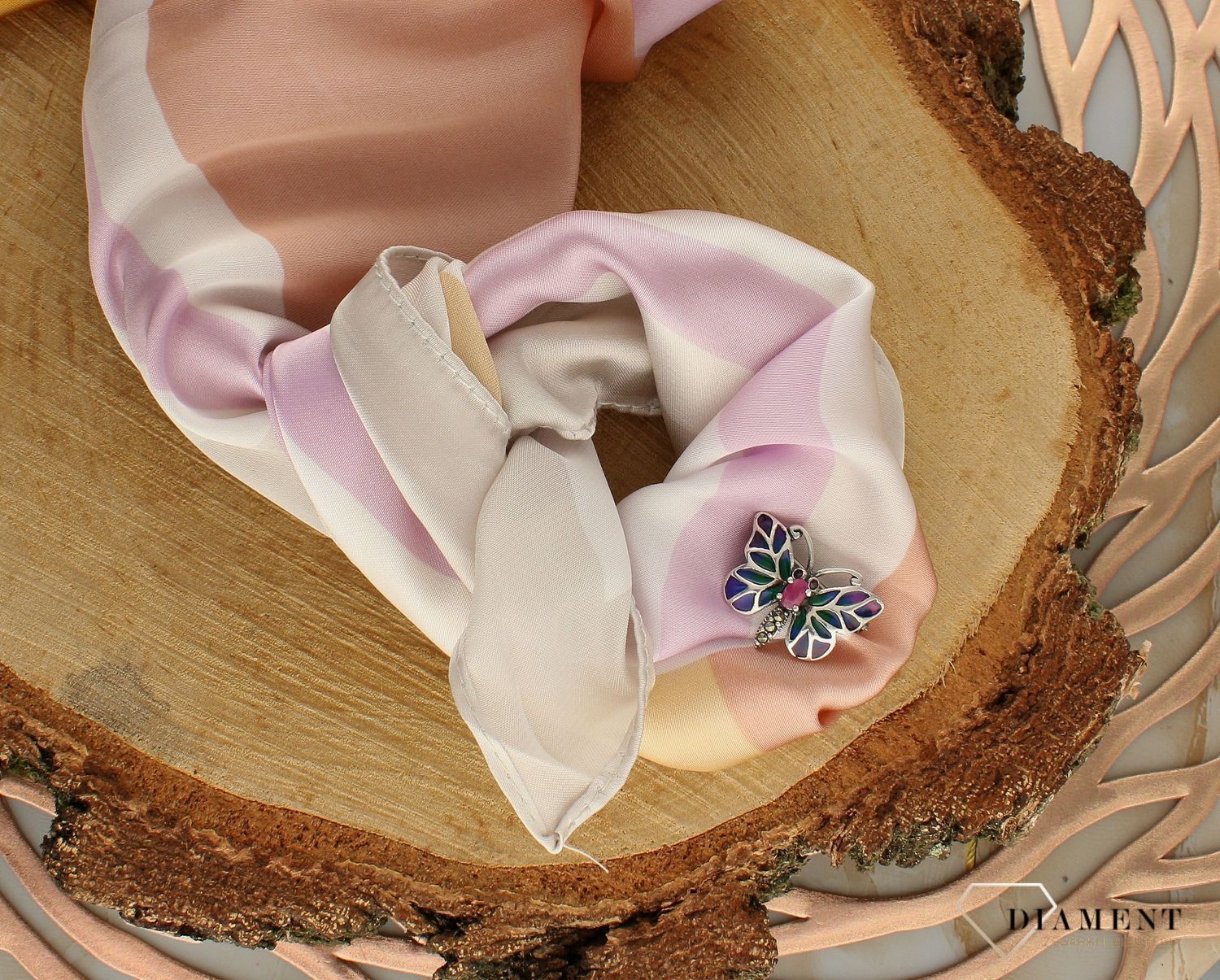 Srebrna broszka damska motyl z kamieniem naturalnym i emalią w niebiesko-zielonym odcieniu DIA-BRO-10190-925. Srebrna broszka damska. Srebrna broszka idealna na prezent dla kobiety. Srebrna broszka w kształcie motyla. Srebrn (3).jpg