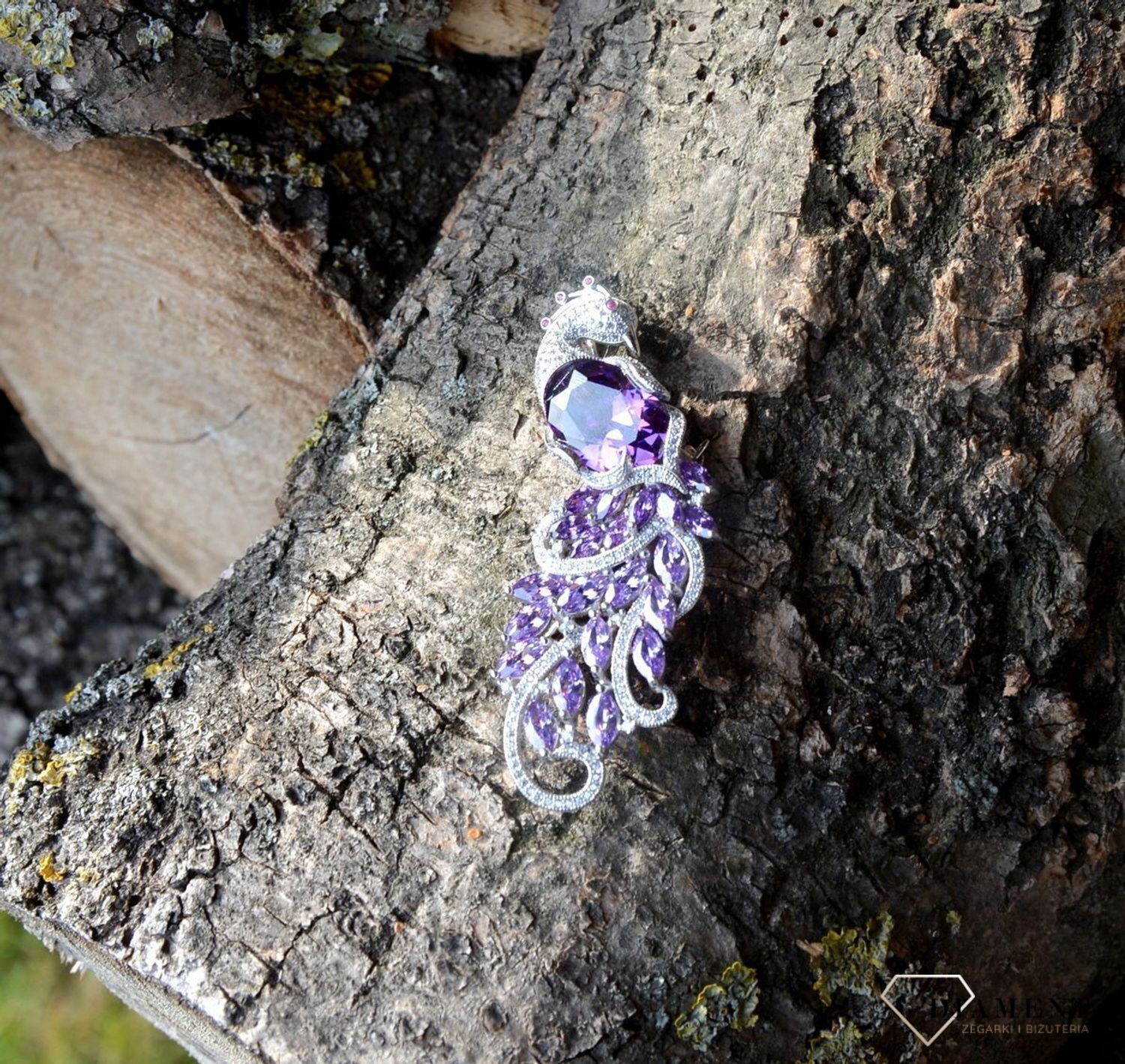 Srebrna broszka paw fioletowe i białe cyrkonie DIA-BRO-2916-925.jpg