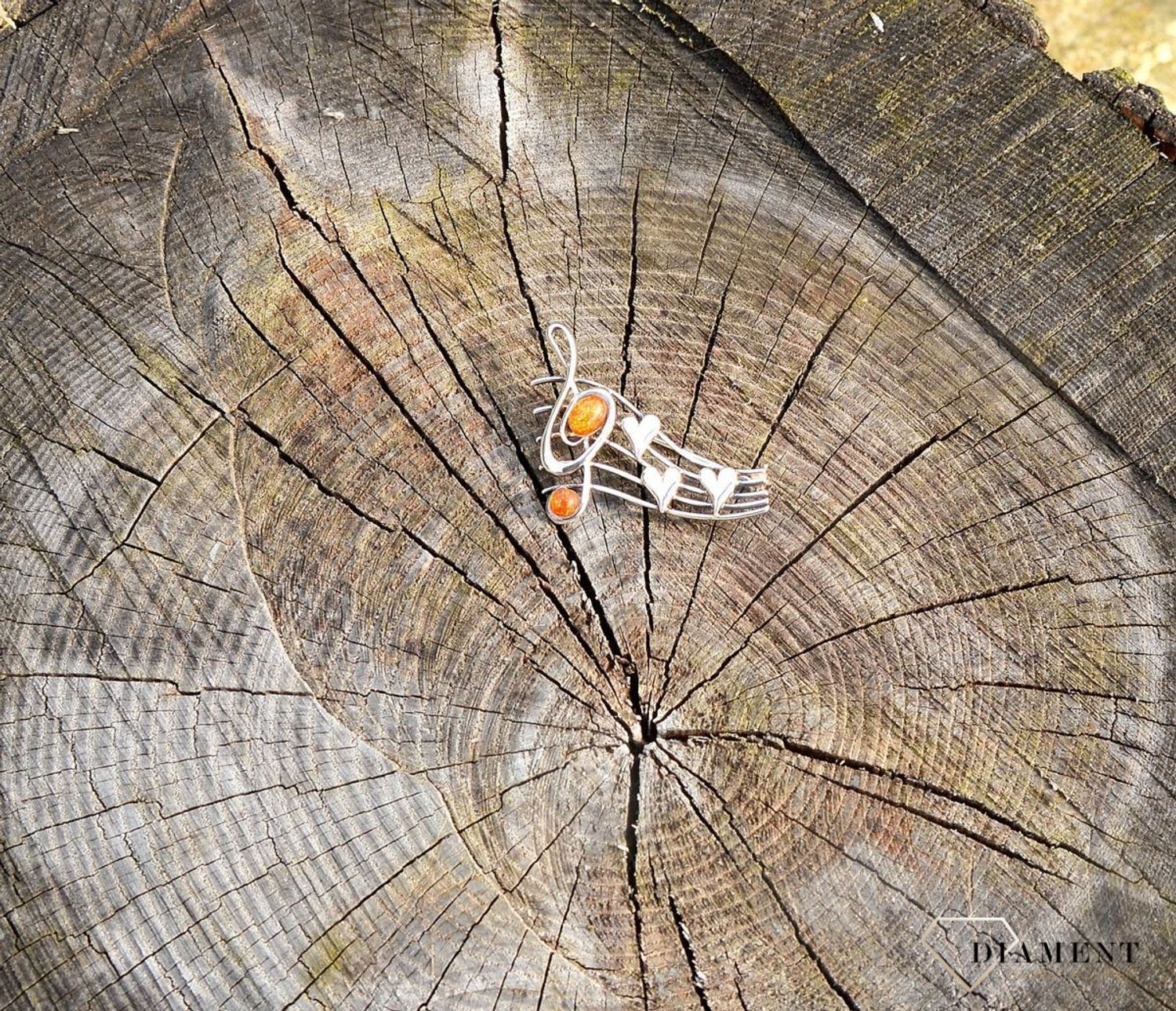 Srebrna broszka klucz wiolinowy z bursztynem DIA-BRO-2919-925.jpg