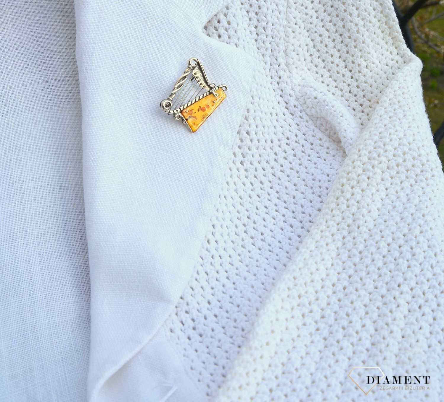 Srebrna broszka harfa z bursztynem DIA-BRO-2942-925.jpg