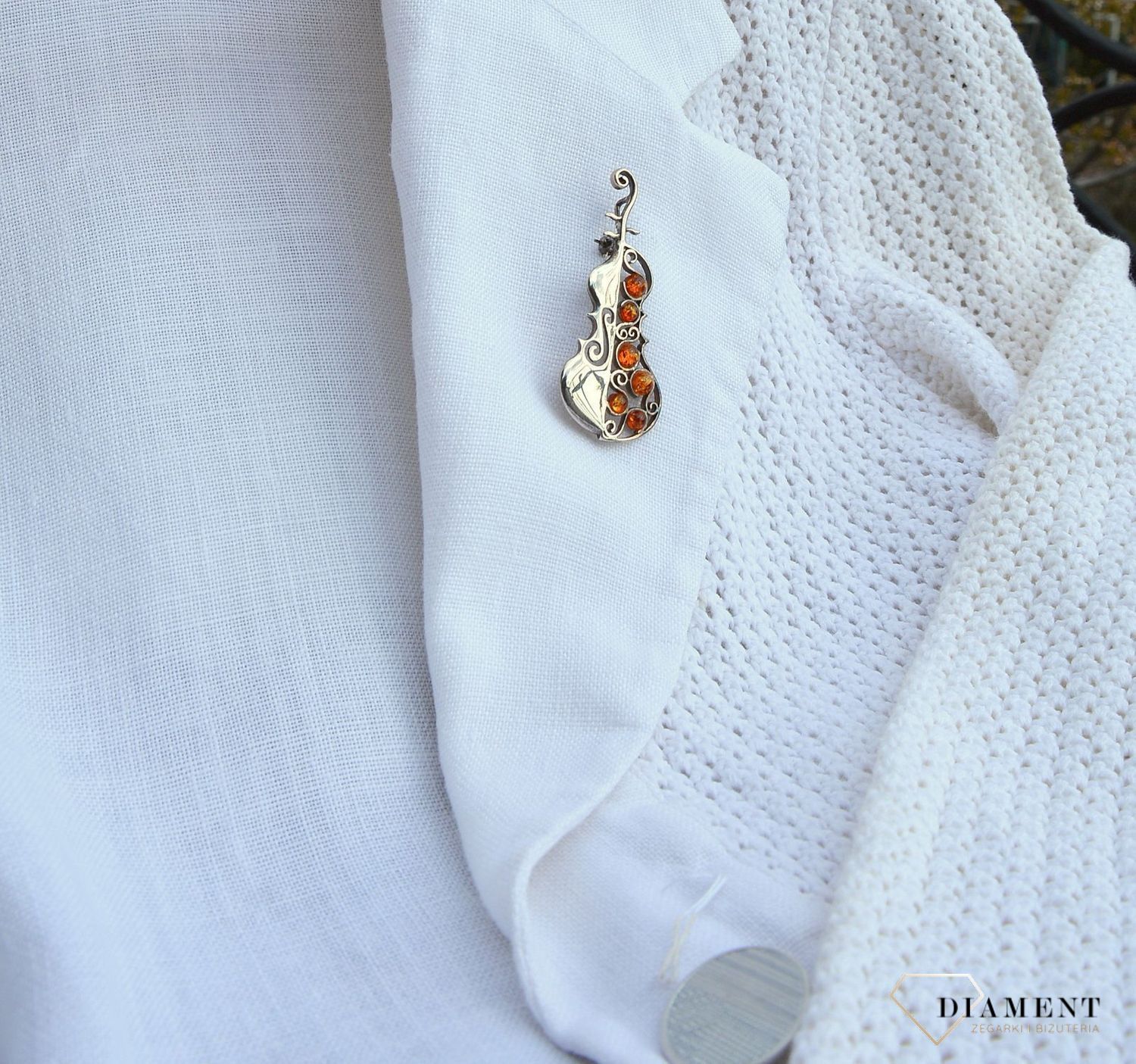 Srebrna zawieszka kontrabas z bursztynem DIA-BRO-2944-925.jpg