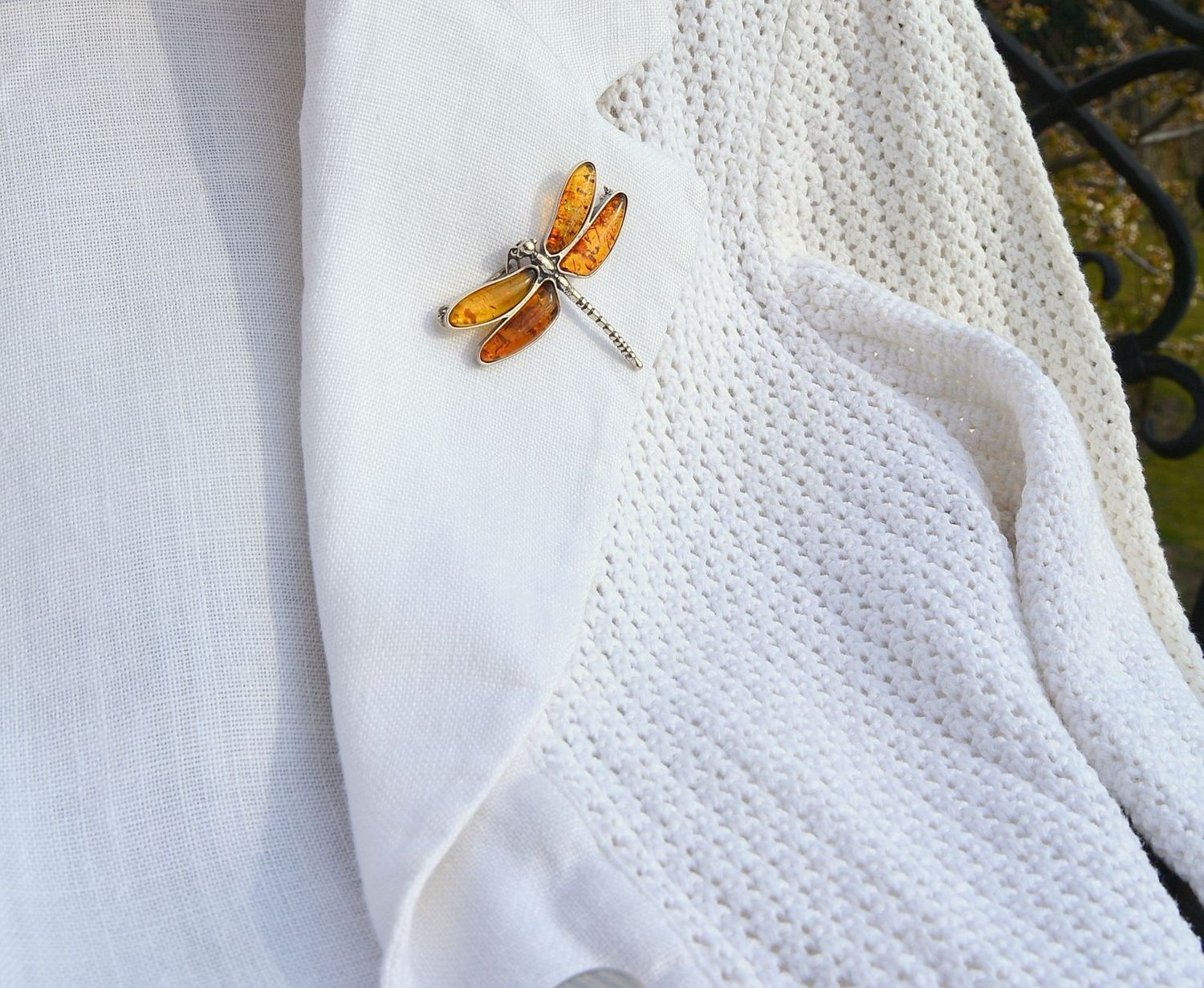 Srebrna broszka ważka z bursztynem DIA-BRO-2947-925.jpg