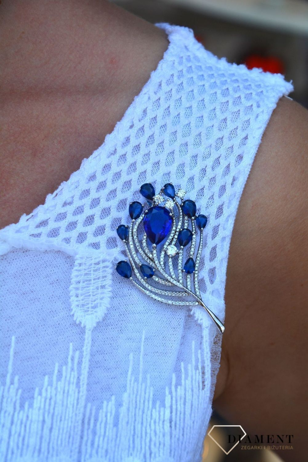 Srebrna broszka 'Pawie piórko' z biała i niebieską cyrkonią DIA-BRO-2948-925.jpg