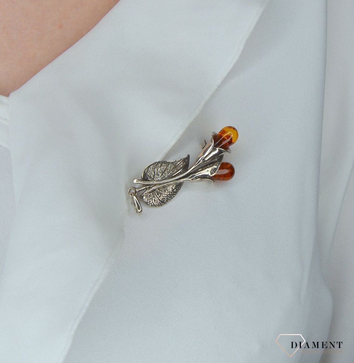 Broszka srebrna 925 bursztyn kalia DIA-BRO-2949-925.jpg