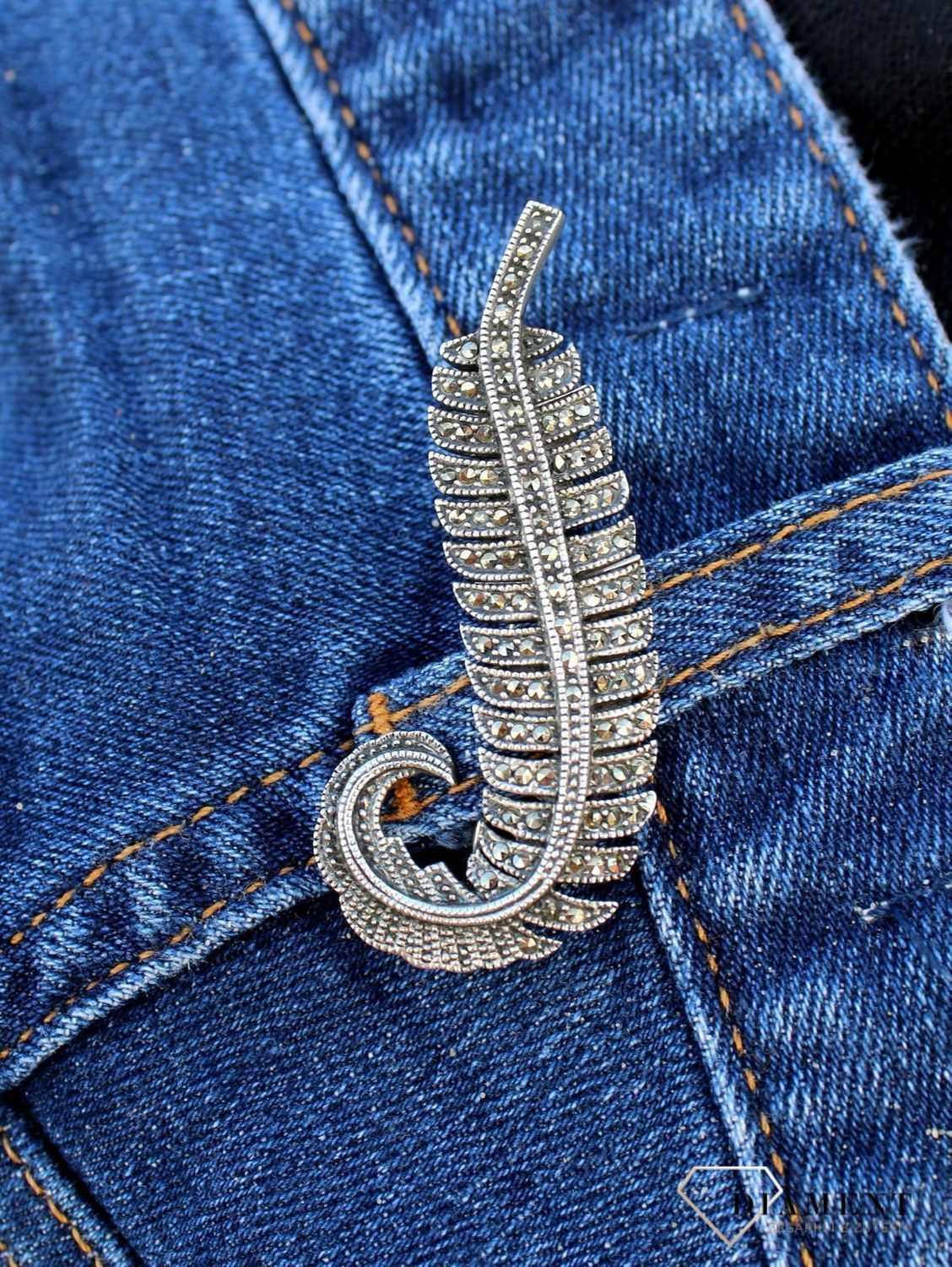 Srebrna broszka 'Liść paproci' z markazytami DIA-BRO-3346-925.jpg