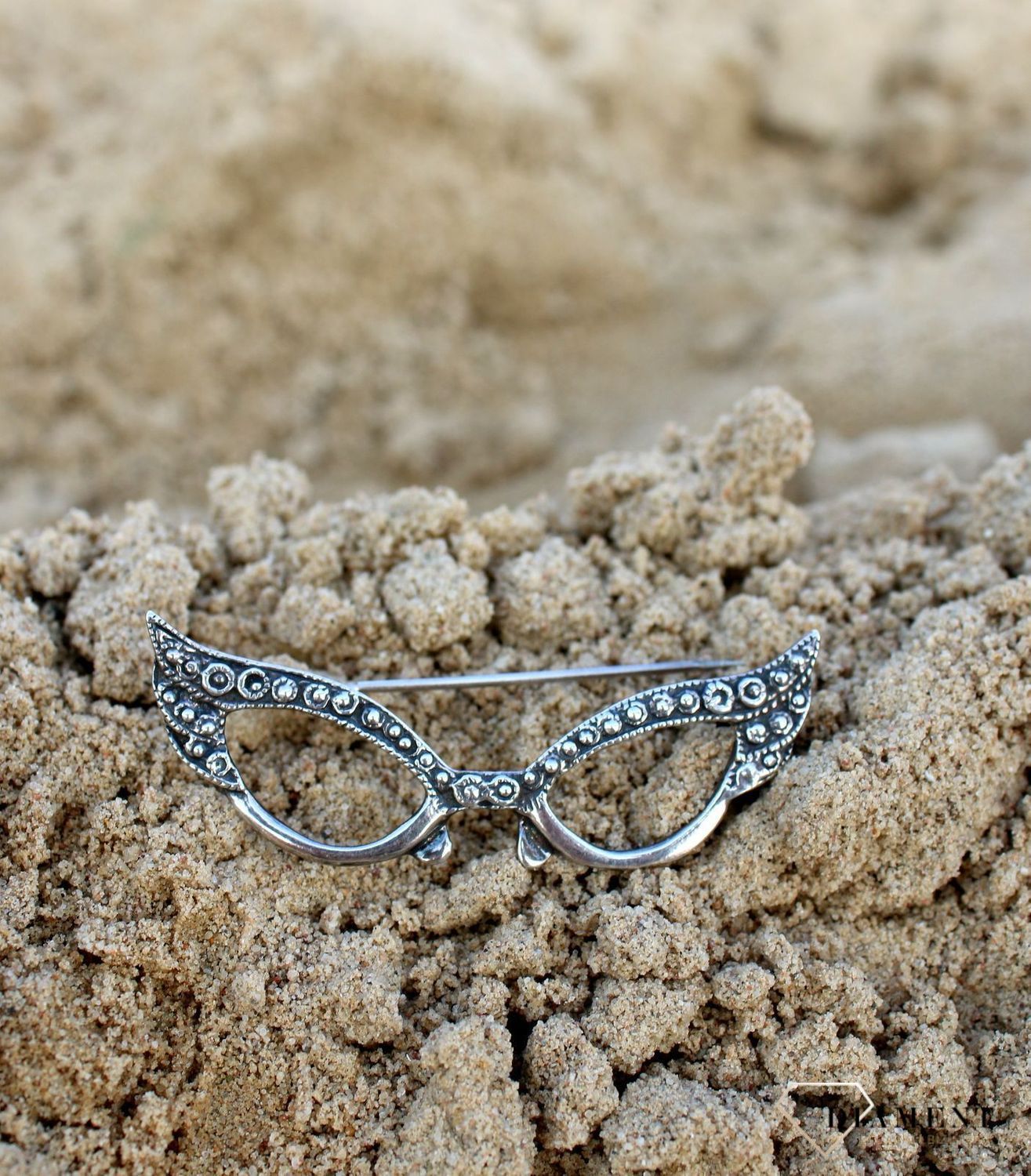 Srebrna broszka 'Okulary wróżki' ozdobione markazytami DIA-BRO-3350-925.jpg