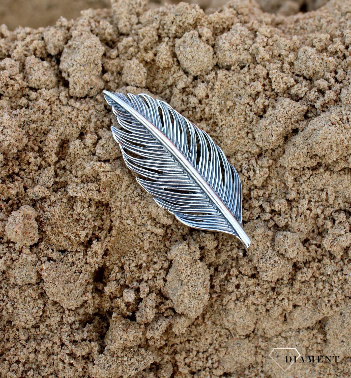 Srebrna broszka Piękne piórko DIA-BRO-3352-925.jpg