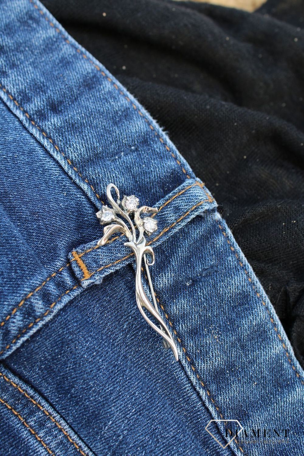 Srebrna broszka bukiet z cyrkoniami DIA-BRO-3359-925.jpg