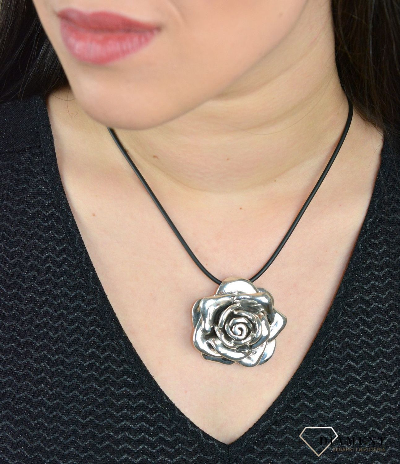 Zawieszka z funkcją broszki 'Duża róża' DIA-BRO-3946-925.jpg