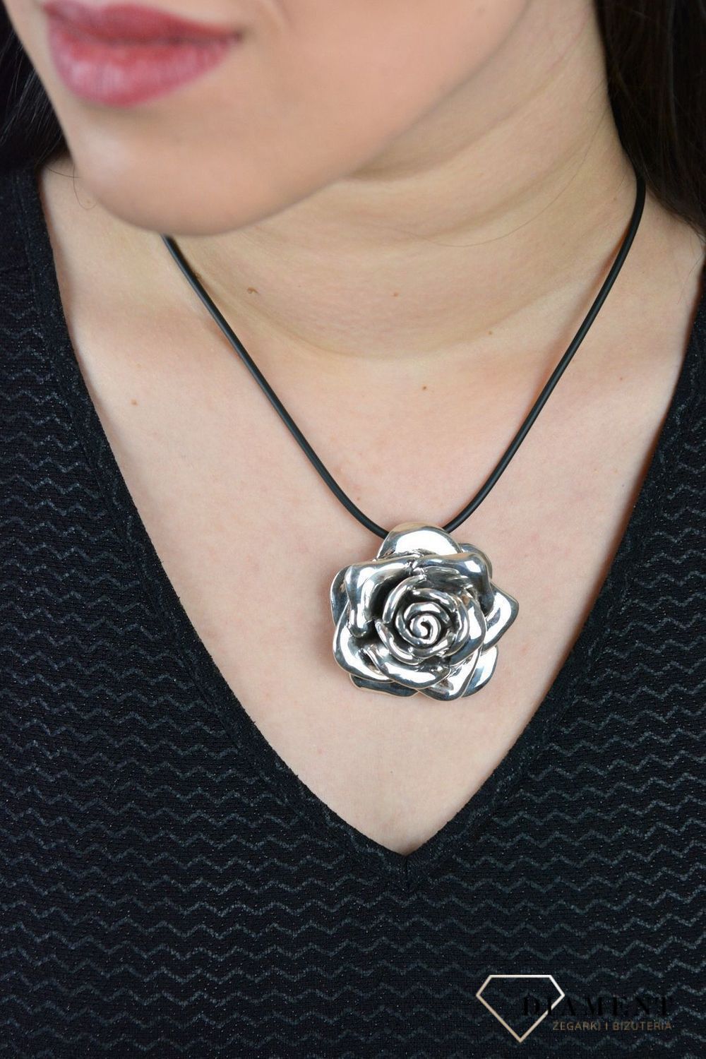 Zawieszka z funkcją broszki 'Duża róża' DIA-BRO-3946-925.jpg