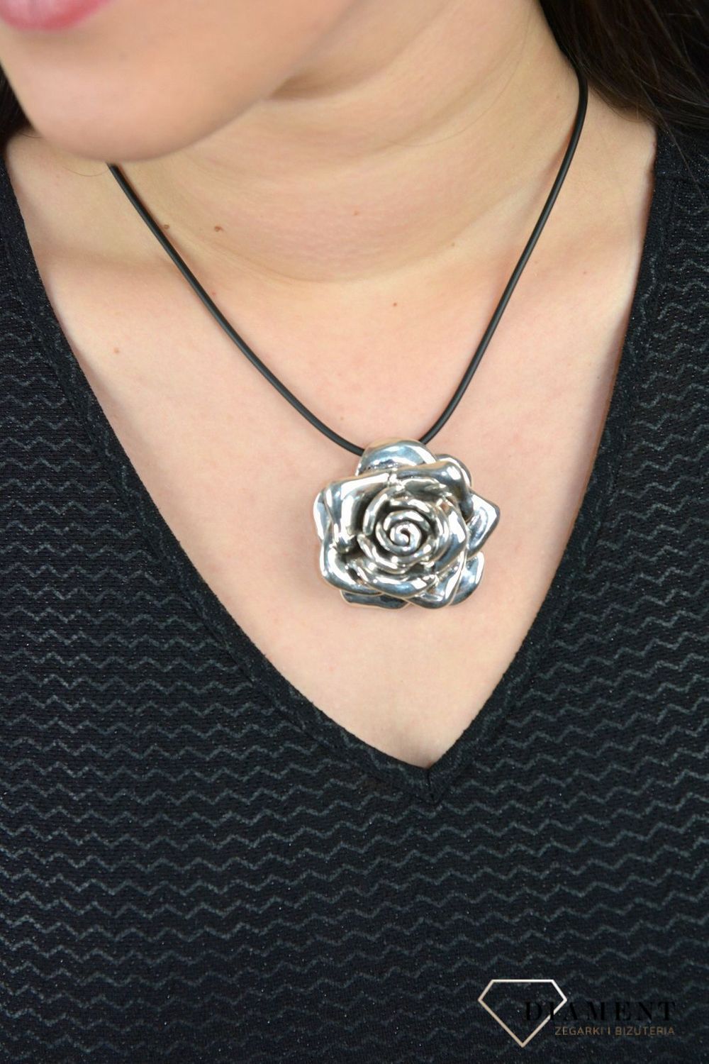Zawieszka z funkcją broszki 'Duża róża' DIA-BRO-3946-925.jpg