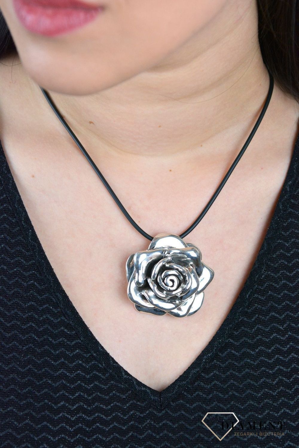 Zawieszka z funkcją broszki 'Duża róża' DIA-BRO-3946-925.jpg