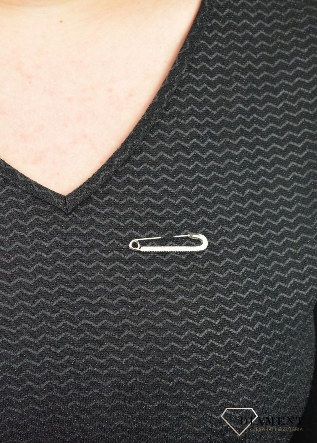 Srebrna broszka wysadzana cyrkoniami, agrafka 925 DIA-BRO-4533-925.jpg