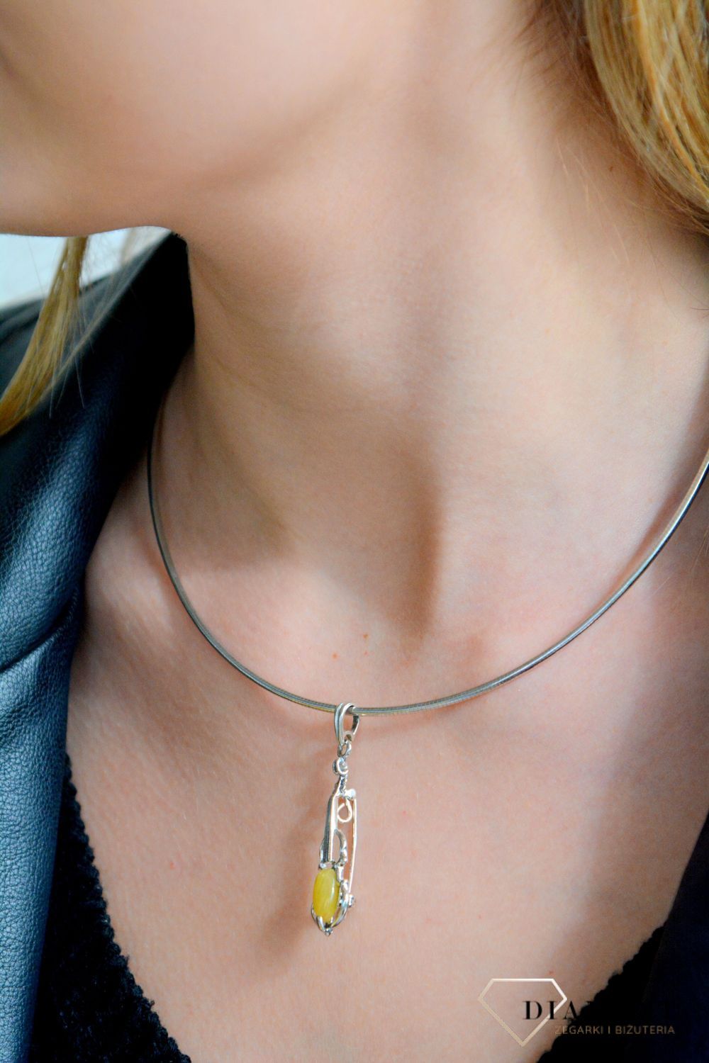 Srebrna broszka zawieszka damska 925 skrzypce z bursztynem mlecznym DIA-BRO-SKRZYPCE1-925 (2).jpg