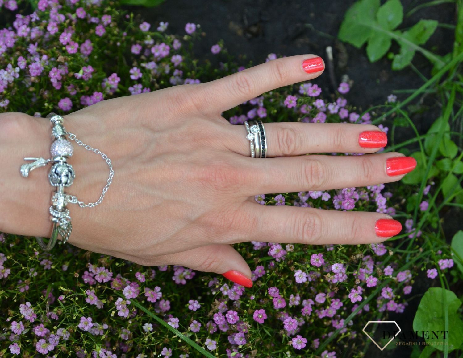 Charms Moments Różowe Bijące Serce.jpg