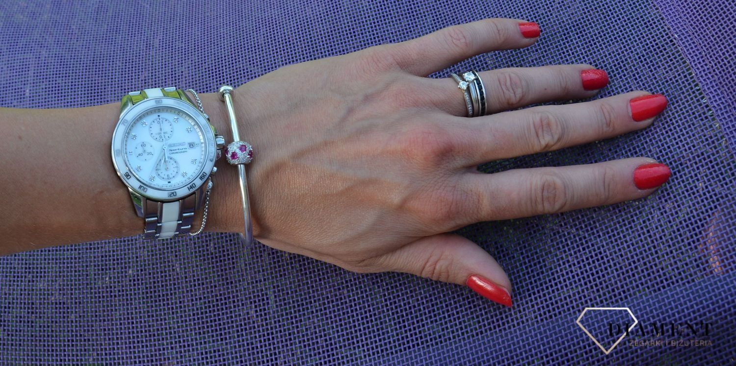 Charms Moments Czerwone Oczka Pave.jpg