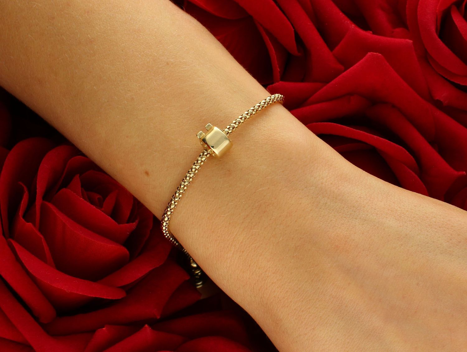 Złoty charms do bransoletki typu Pandora klips gładki pr 585, DIA-CHA-11018-585  Złoty charms klips do bransoletki typu Pandora gładki. Modny charms do bransoletki. Ponadczasowa biżuteria w formie charmsów1.jpg