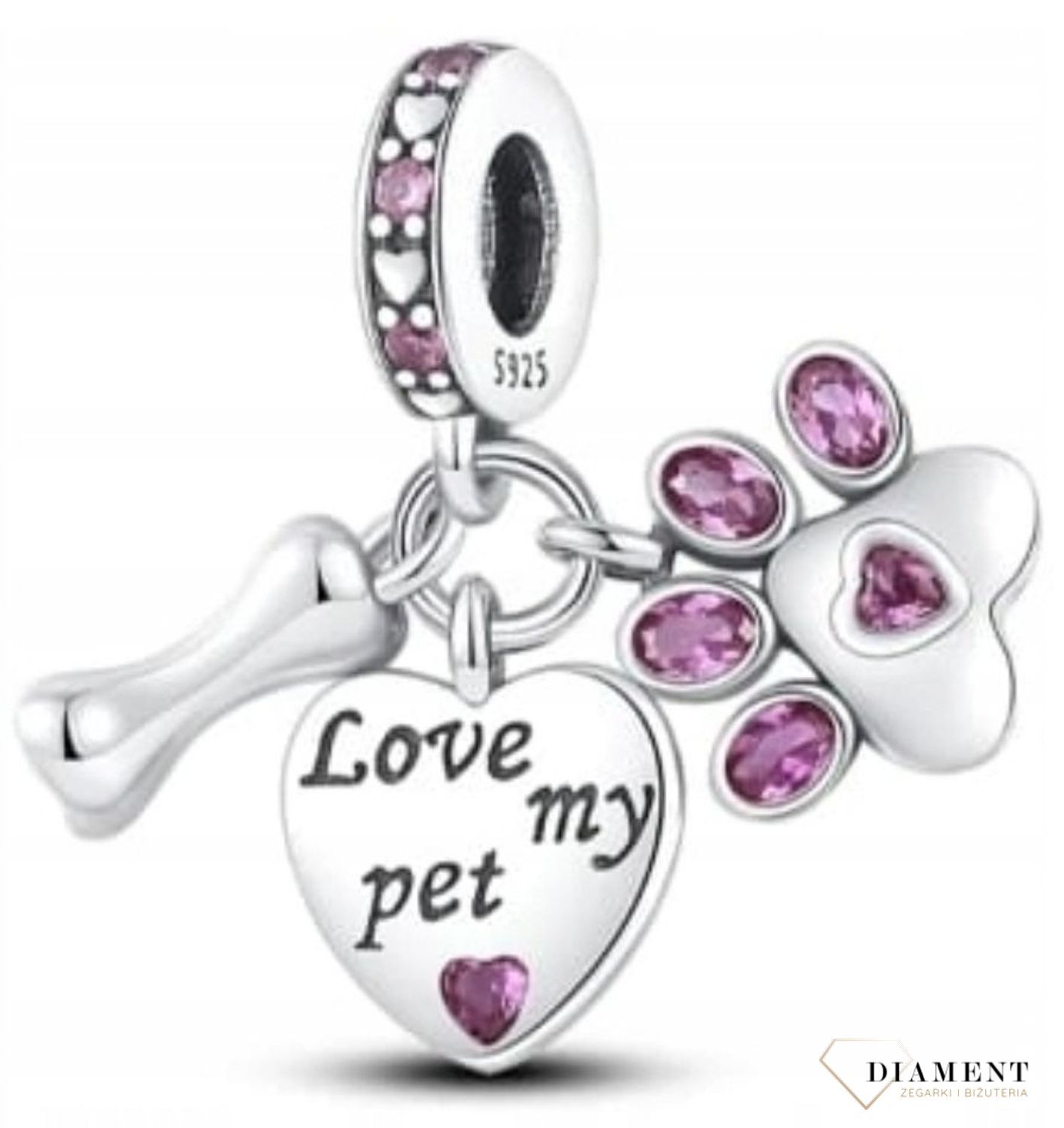 Charms Moments srebrny 925 wiszący z łapką pieska oraz napisem ''Love my pet'' DIA-CHA-11719-925. Srebrny charms do bransoletki modułowej. Charms srebrny do bransoletki typu Pandora. Srebrny charms na prezent. Charms srebrny.jpg