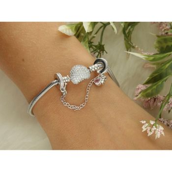 Srebrny łańcuszek zabezpieczający Ag 925 z odciskiem łapy i kostką. Rodowany, trwały i elegancki dodatek do bransoletek i charmsów, długość całkowita 60 mm, waga 3,9 g.3.jpg