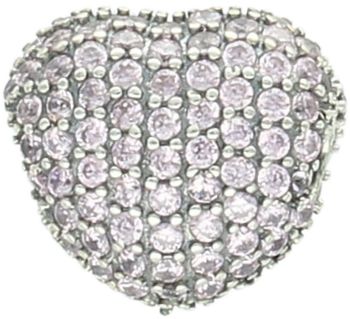 Romantyczny charms srebrny próby 925 w formie klipsa-serca zdobionego różowymi cyrkoniami. Elegancki, kobiecy i trwały dodatek do bransoletki. Wielkość 1,2 cm, waga 3,00 g.1.jpg