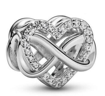 Charms srebrny próby 925 w kształcie serca z symbolem nieskończoności i cyrkoniami. Elegancki, symboliczny dodatek do bransoletek modułowych.1.jpg