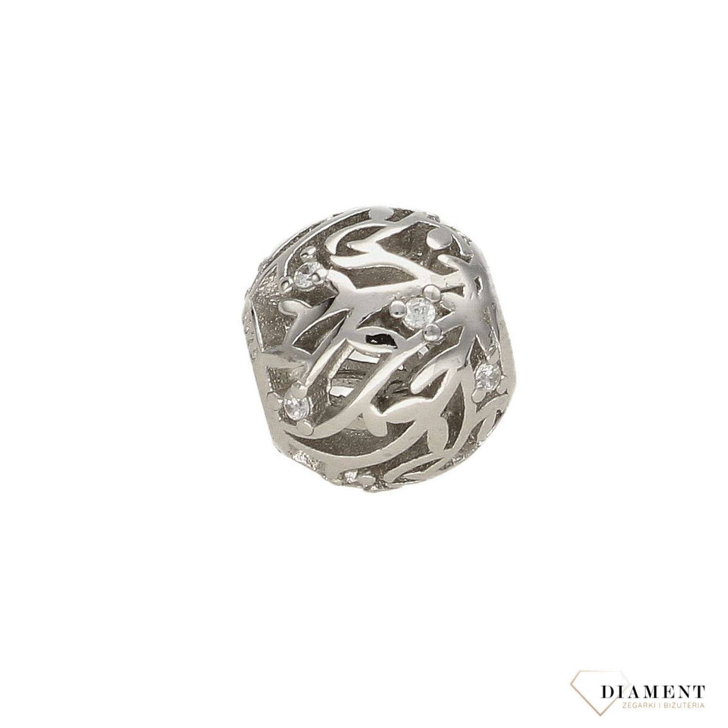 Charms Moments okrągły ażurowy z cyrkonią DIA-CHA-3782-925.jpg